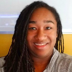 Meet your Posher, Angeline